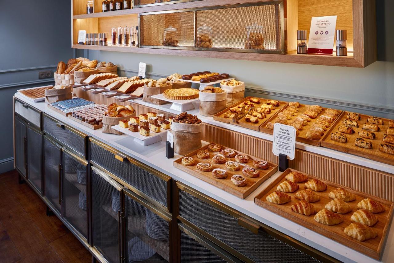 Palacio De Aviles Affiliated By Melia Exterior foto Bakery