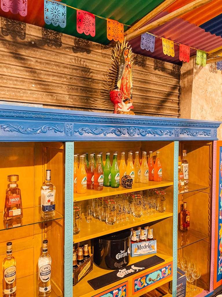 Palacio De Aviles Affiliated By Melia Restaurant foto A selection of bottled Jarritos at a restaurant in San Francisco, California